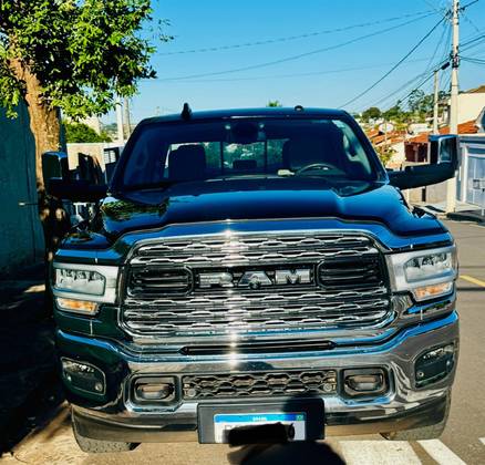 RAM 2500 6.7 I6 TURBO DIESEL LARAMIE CD 4X4 AUTOMÁTICO
